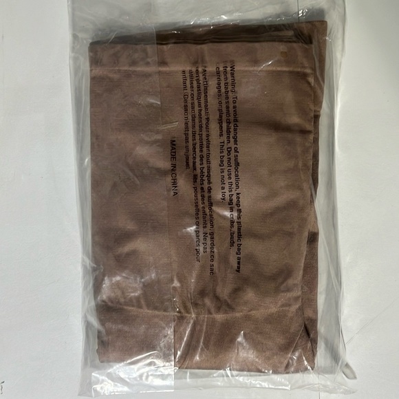 Lane Bryant Level 2 Shaping Ultra High-Waist Short size 18-20W - Picture 3 of 4